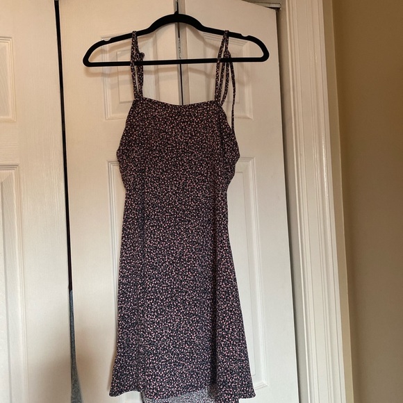 H&M Sundress - Picture 2 of 3